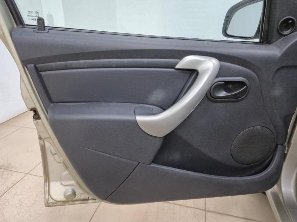 Renault Logan I Рестайлинг с пробегом 2011 года, цена 350 000 рублей, 186848 км, седан, Автокод Объявления