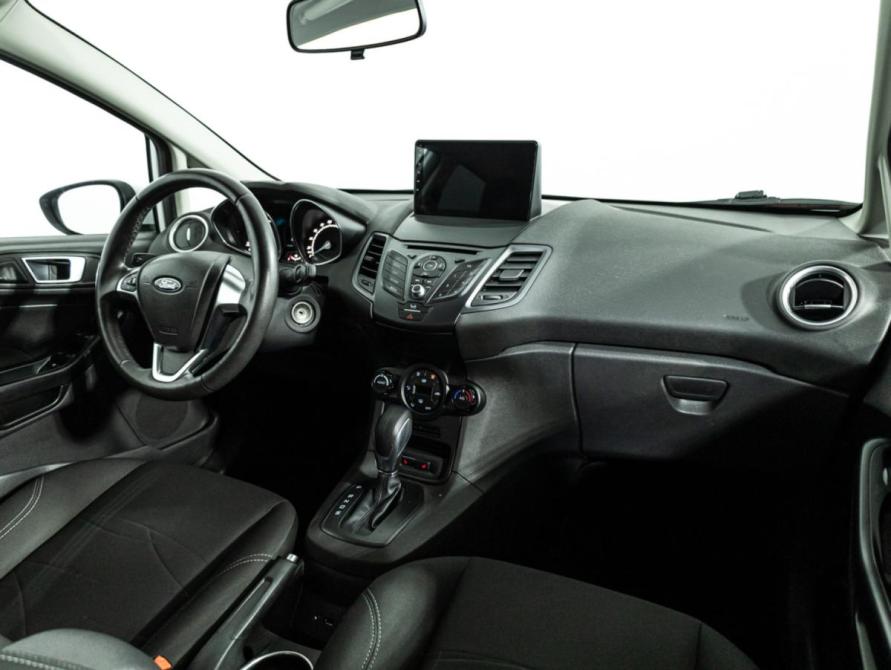 Ford Fiesta Mk6 Рестайлинг Санкт-Петербург  - изображение 9