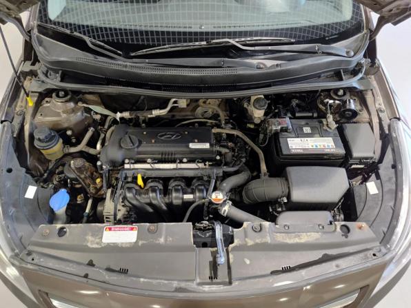 Hyundai Solaris I Рестайлинг с пробегом 2015 года, цена 1 135 000 рублей, 107871 км, седан, Автокод Объявления