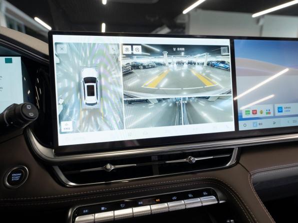 Geely Monjaro I Рестайлинг 2 с пробегом 2025 года, цена 4 250 000 рублей, 50 км, внедорожник, Автокод Объявления