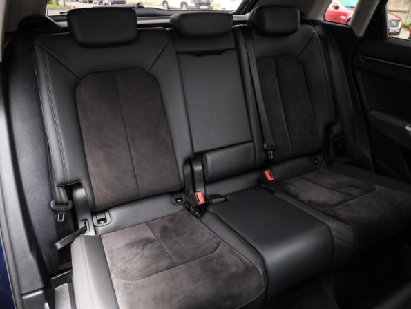 Audi Q3 II (F3) с пробегом 2021 года, цена 3 449 000 рублей, 100421 км, внедорожник, Автокод Объявления