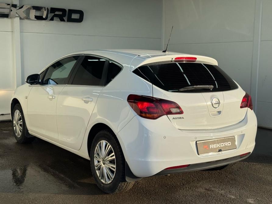 Opel Astra J Уфа  - изображение 2