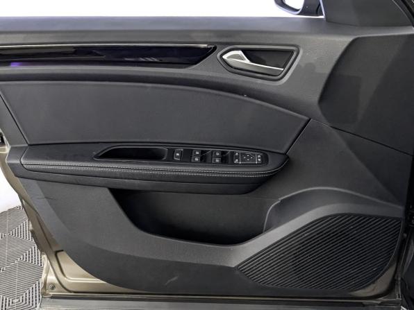 Renault Arkana I с пробегом 2019 года, цена 1 650 000 рублей, 87081 км, внедорожник, Автокод Объявления