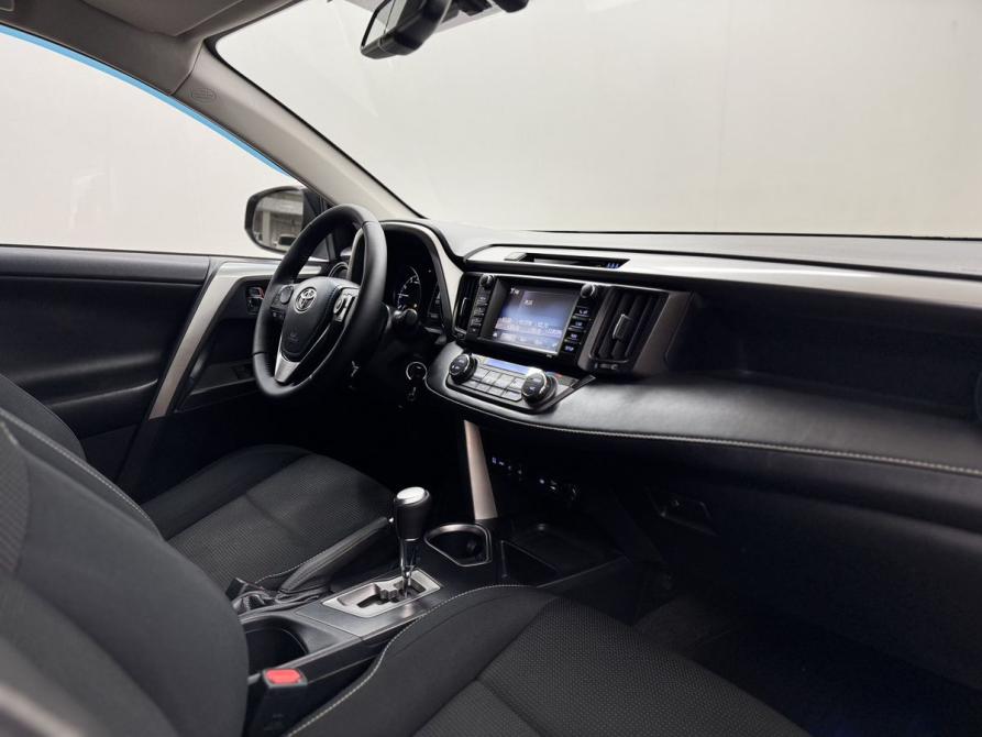 Toyota RAV4 IV (XA40) Рестайлинг Вологда  - изображение 12