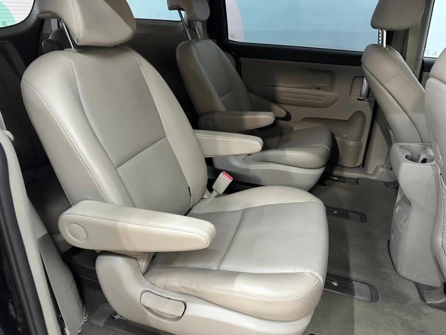 Kia Carnival III Набережные Челны  - изображение 29