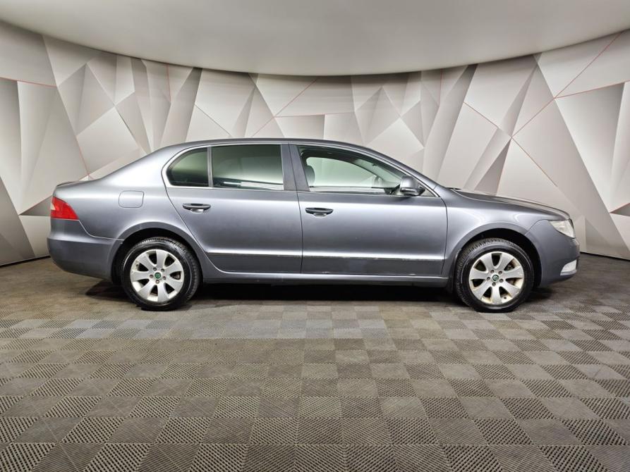 Skoda Superb II Москва  - изображение 6