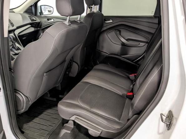 Ford Kuga II Рестайлинг с пробегом 2017 года, цена 1 490 000 рублей, 172633 км, внедорожник, Автокод Объявления