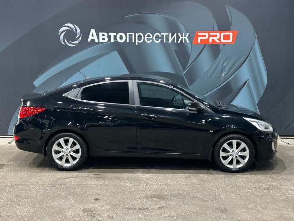 Hyundai Solaris I с пробегом 2013 года, цена 860 000 рублей, 208824 км, седан, Автокод Объявления