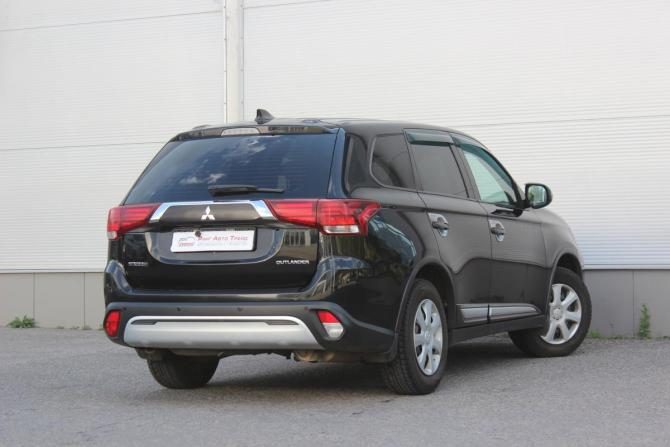 Mitsubishi Outlander III Рестайлинг 3 с пробегом 2019 года, цена 1 937 000 рублей, 137976 км, внедорожник, Автокод Объявления