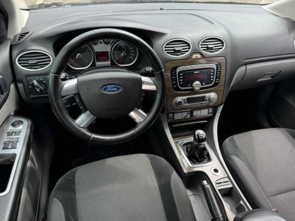Ford Focus II Рестайлинг с пробегом 2008 года, цена 559 000 рублей, 258413 км, седан, Автокод Объявления