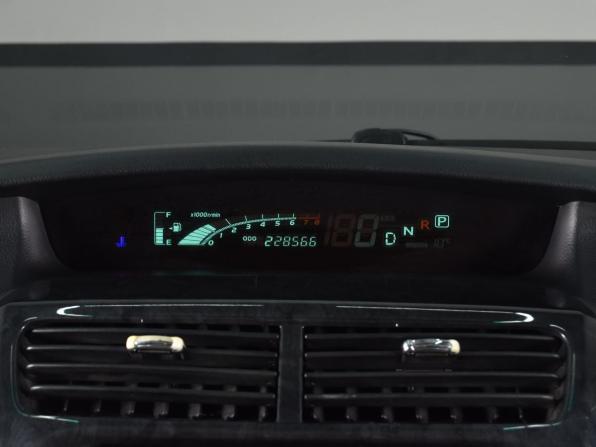 Toyota Opa I Рестайлинг с пробегом 2002 года, цена 299 999 рублей, 228564 км, универсал, Автокод Объявления