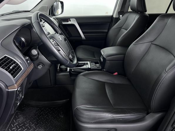 Toyota Land Cruiser Prado 150 Series Рестайлинг 2 с пробегом 2018 года, цена 5 220 000 рублей, 72000 км, внедорожник, Автокод Объявления