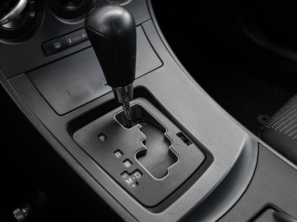 Mazda 3 II (BL) Рестайлинг с пробегом 2012 года, цена 948 070 рублей, 181157 км, седан, Автокод Объявления