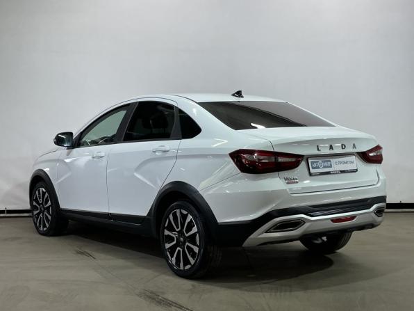 Lada (ВАЗ) Vesta I Рестайлинг (NG) с пробегом 2024 года, цена 1 485 000 рублей, 57411 км, седан, Автокод Объявления