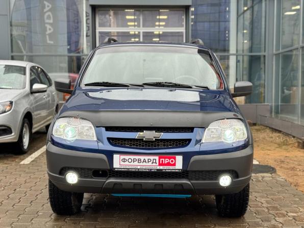 Chevrolet Niva I Рестайлинг с пробегом 2017 года, цена 640 000 рублей, 90000 км, внедорожник, Автокод Объявления
