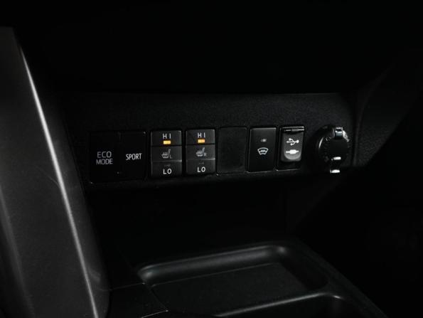 Toyota RAV4 IV (XA40) Рестайлинг с пробегом 2016 года, цена 2 889 000 рублей, 101002 км, внедорожник, Автокод Объявления