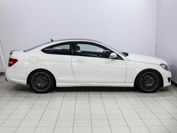 Mercedes-Benz C-Класс III (W204) Рестайлинг с пробегом 2012 года, цена 1 529 000 рублей, 175552 км, купе, Автокод Объявления