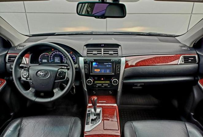 Toyota Camry VII (XV50) с пробегом 2013 года, цена 1 800 000 рублей, 159626 км, седан, Автокод Объявления