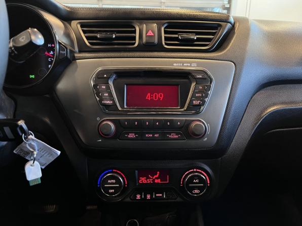 Kia Rio III с пробегом 2014 года, цена 727 000 рублей, 242445 км, седан, Автокод Объявления