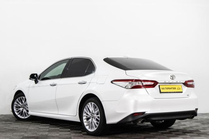 Toyota Camry VIII (XV70) с пробегом 2019 года, цена 3 659 000 рублей, 90900 км, седан, Автокод Объявления