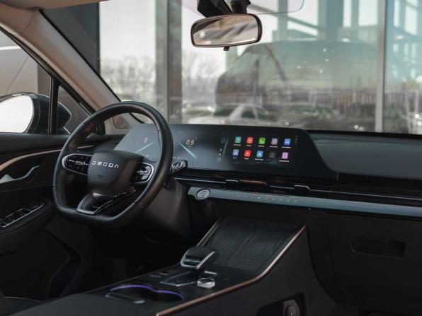 Omoda C5 I с пробегом 2023 года, цена 1 800 000 рублей, 54217 км, внедорожник, Автокод Объявления