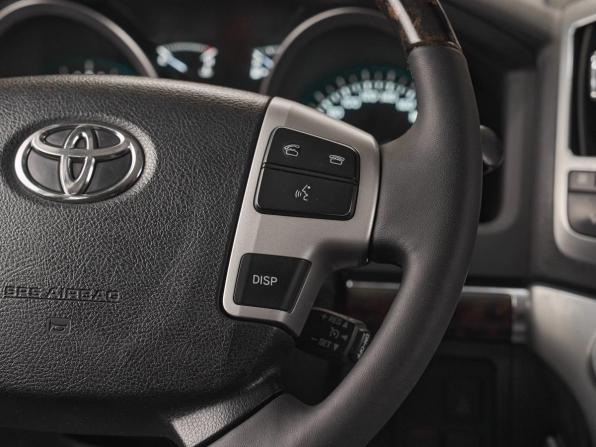 Toyota Land Cruiser 200 Series Рестайлинг 1 с пробегом 2012 года, цена 3 249 000 рублей, 175400 км, внедорожник, Автокод Объявления