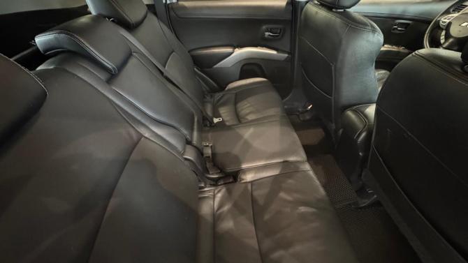 Mitsubishi Outlander II Рестайлинг с пробегом 2011 года, цена 1 170 000 рублей, 210005 км, внедорожник, Автокод Объявления