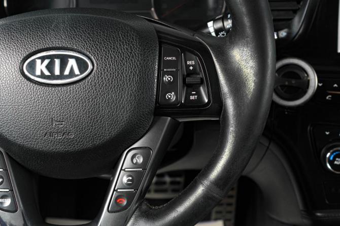 Kia Optima III с пробегом 2011 года, цена 1 019 000 рублей, 478000 км, седан, Автокод Объявления