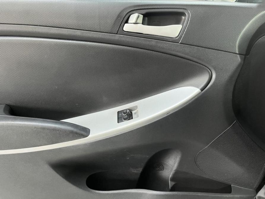 Hyundai Solaris I Курск  - изображение 13