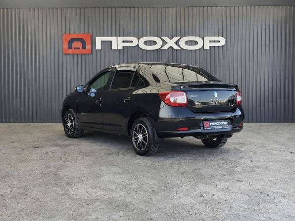Renault Logan II с пробегом 2015 года, цена 657 000 рублей, 131821 км, седан, Автокод Объявления