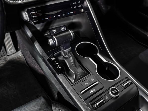 Kia K5 III с пробегом 2020 года, цена 2 020 000 рублей, 137641 км, седан, Автокод Объявления