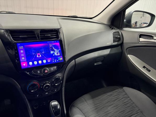 Hyundai Solaris I Рестайлинг с пробегом 2016 года, цена 997 000 рублей, 215000 км, седан, Автокод Объявления