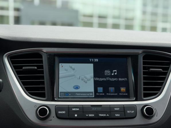 Hyundai Solaris II с пробегом 2017 года, цена 1 250 000 рублей, 164209 км, седан, Автокод Объявления
