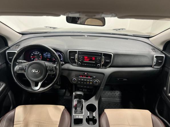 Kia Sportage IV Рестайлинг с пробегом 2018 года, цена 2 025 000 рублей, 104000 км, внедорожник, Автокод Объявления