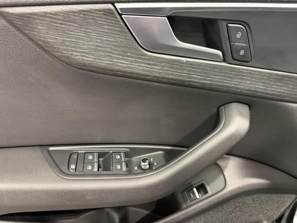 Audi A4 V (B9) с пробегом 2017 года, цена 1 740 000 рублей, 172661 км, седан, Автокод Объявления