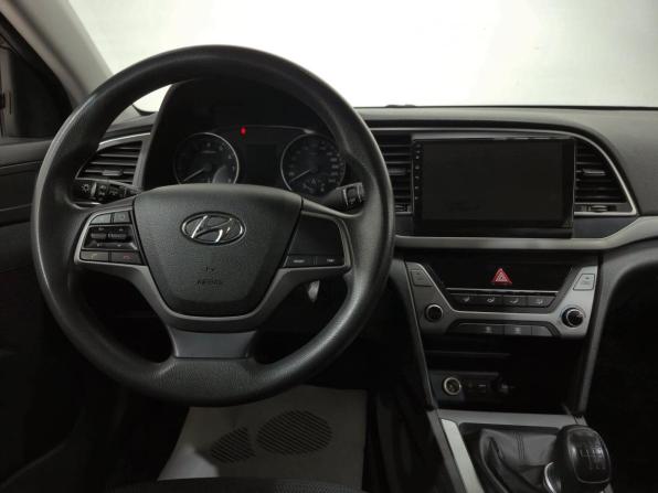 Hyundai Elantra VI (AD) с пробегом 2017 года, цена 1 280 000 рублей, 169520 км, седан, Автокод Объявления