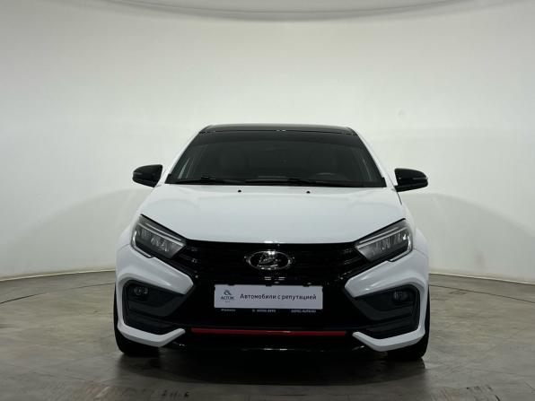 Lada (ВАЗ) Vesta I Рестайлинг (NG) с пробегом 2024 года, цена 1 700 000 рублей, 9300 км, седан, Автокод Объявления
