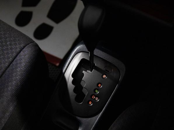 Toyota Probox I Рестайлинг с пробегом 2016 года, цена 978 500 рублей, 102002 км, универсал, Автокод Объявления