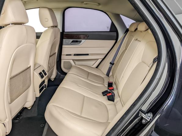 Jaguar XF II с пробегом 2016 года, цена 2 310 000 рублей, 100493 км, седан, Автокод Объявления