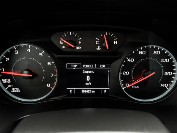 Chevrolet Malibu IX Рестайлинг с пробегом 2018 года, цена 1 350 000 рублей, 302482 км, седан, Автокод Объявления