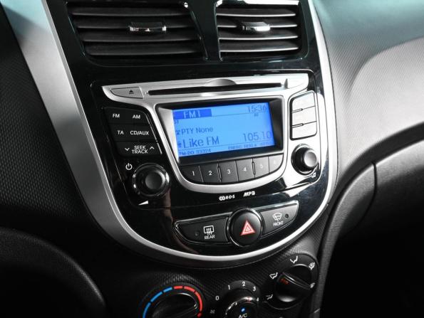 Hyundai Solaris I с пробегом 2013 года, цена 1 059 000 рублей, 89366 км, седан, Автокод Объявления