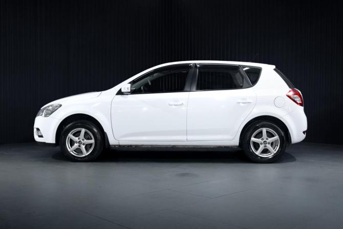 Kia Ceed I Рестайлинг с пробегом 2010 года, цена 630 000 рублей, 227864 км, хэтчбек, Автокод Объявления