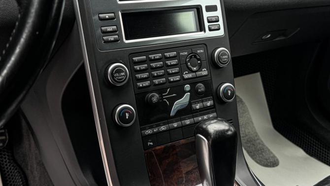 Volvo S80 II Рестайлинг с пробегом 2010 года, цена 1 699 990 рублей, 278642 км, седан, Автокод Объявления
