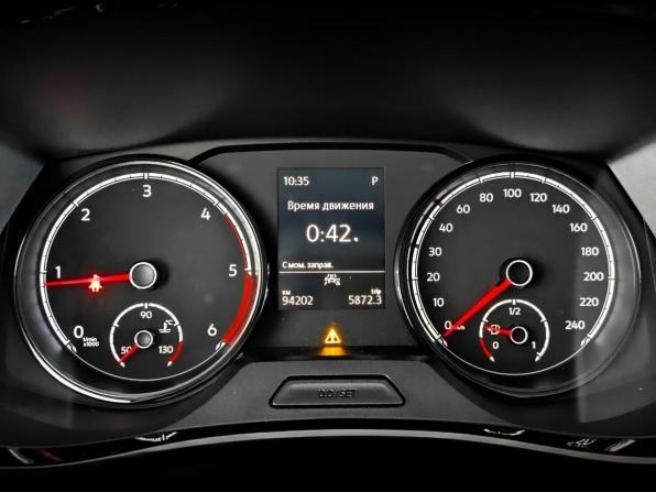 Volkswagen Multivan T6 Рестайлинг с пробегом 2021 года, цена 5 350 000 рублей, 94113 км, минивэн, Автокод Объявления