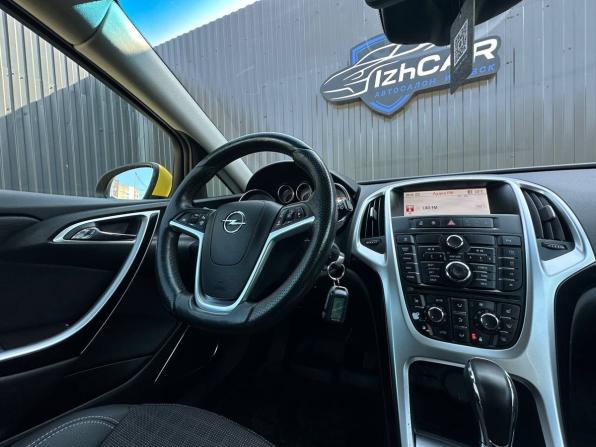 Opel Astra J Рестайлинг с пробегом 2013 года, цена 599 000 рублей, 238000 км, хэтчбек, Автокод Объявления