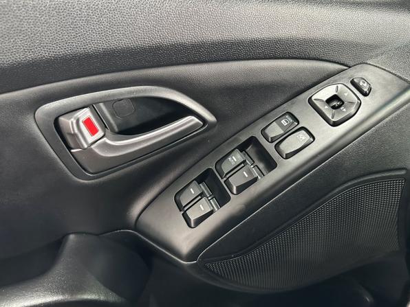 Hyundai ix35 I Рестайлинг с пробегом 2014 года, цена 1 349 000 рублей, 110573 км, внедорожник, Автокод Объявления