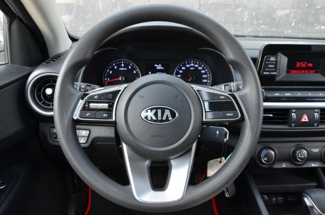 Kia Cerato IV Рестайлинг с пробегом 2021 года, цена 2 149 900 рублей, 50070 км, седан, Автокод Объявления