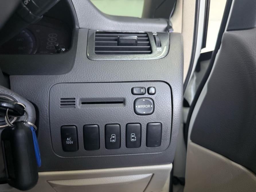 Toyota Alphard I Рестайлинг Уфа  - изображение 15