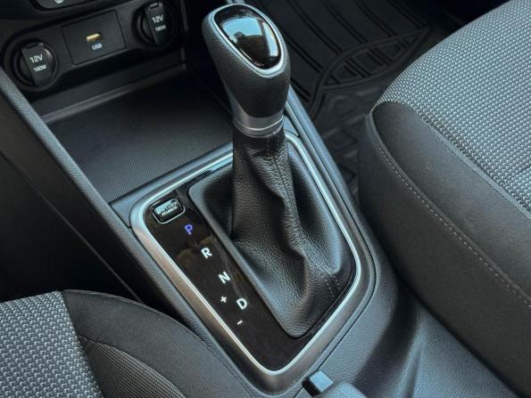 Hyundai Solaris II Рестайлинг с пробегом 2021 года, цена 1 649 000 рублей, 64779 км, седан, Автокод Объявления