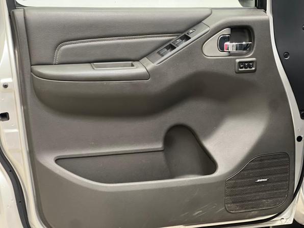 Nissan Pathfinder III Рестайлинг с пробегом 2013 года, цена 1 999 500 рублей, 167504 км, внедорожник, Автокод Объявления